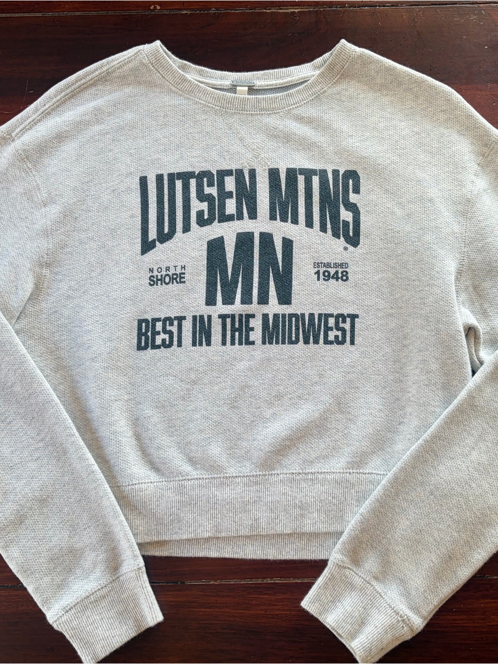 Techstyles Lutsen Mtns MN Cropped Waffle Knit Sweatshirt Medium
